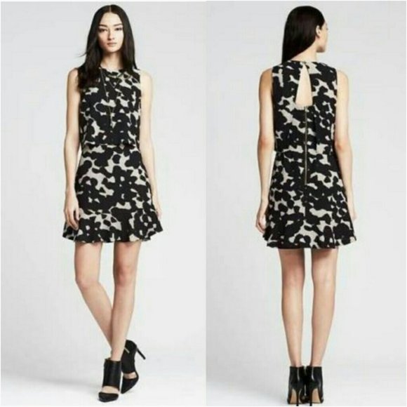 Banana Republic Black and Cream Flounce Hem Dress - Picture 2 of 3